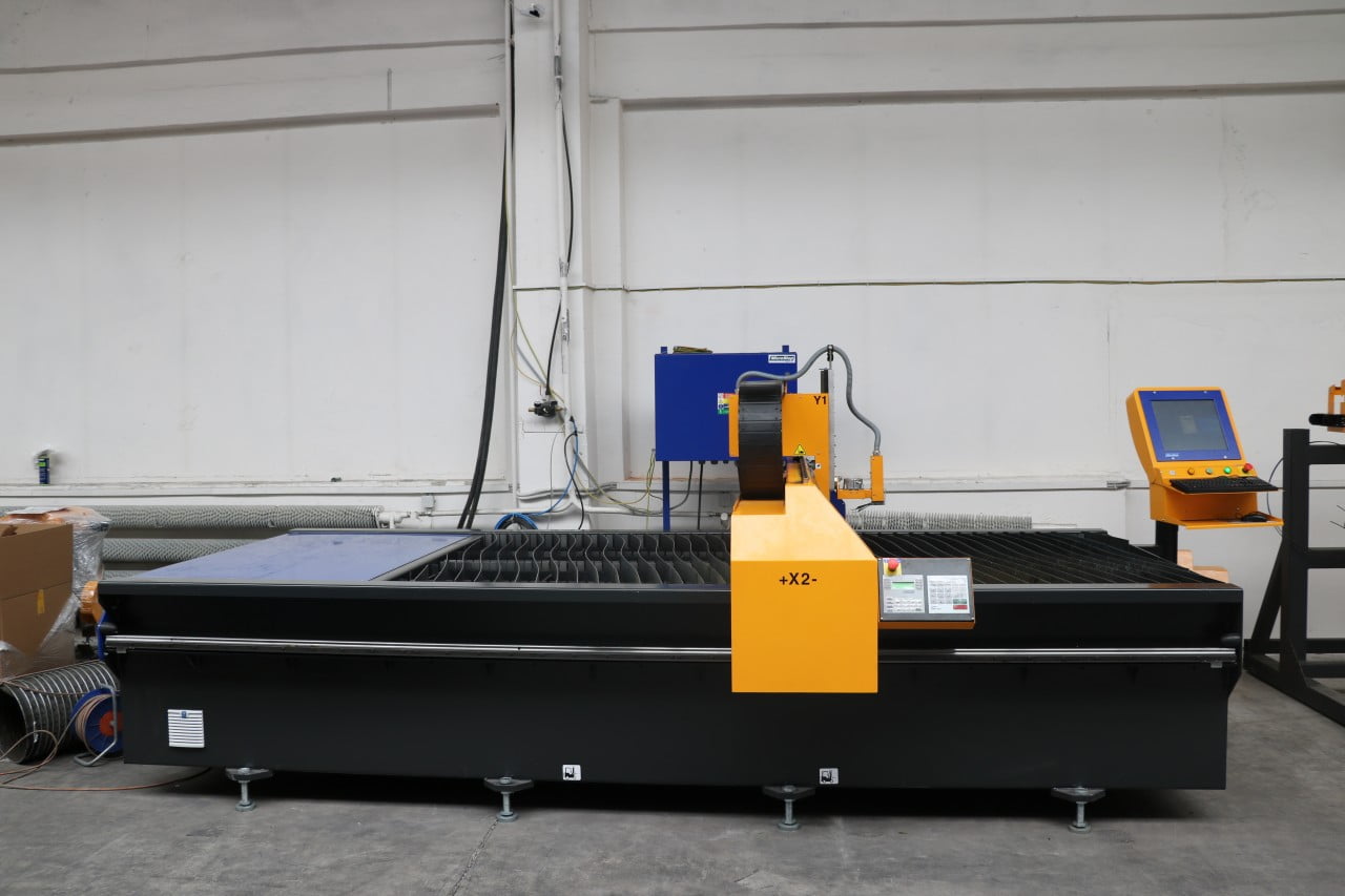 PLCompact Masina debitare tabla CNC MicroStep - imagine 2